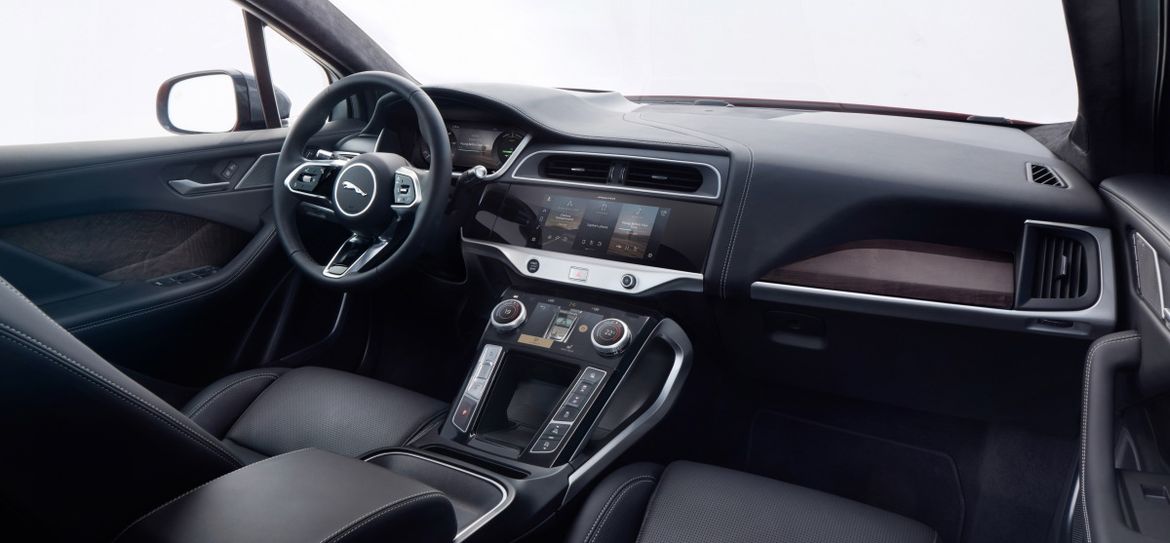 Обновленный Jaguar I-Pace получил российский ценник