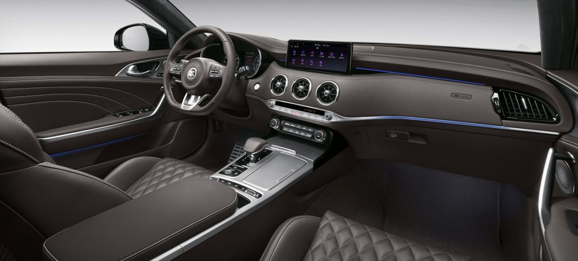 Kia сертифицировала новый Stinger для России