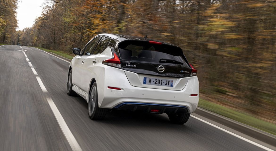 Nissan выпустил юбилейную спецверсию Leaf