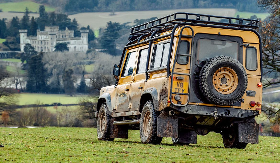 Land Rover выпустит классический Defender ограниченной серией