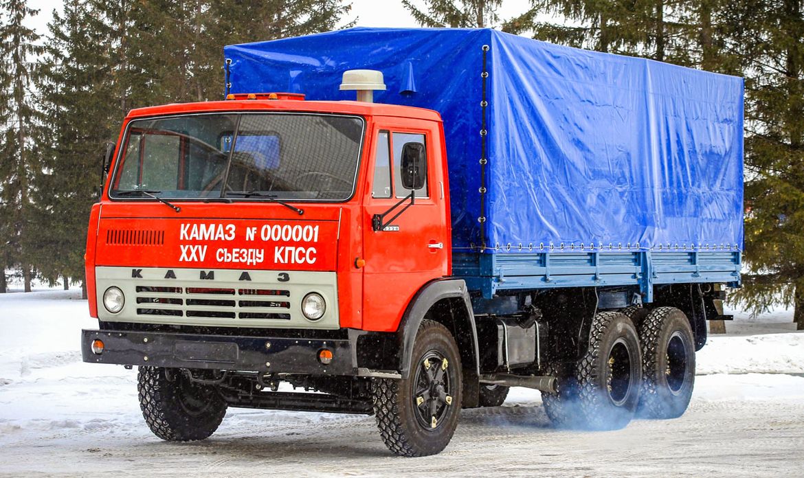 «КАМАЗ» отмечает 45-летие своего первого автомобиля