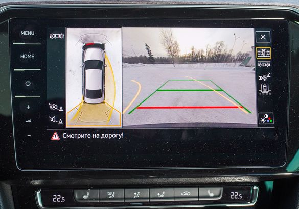 Тест-драйв Volkwagen Passat 2.0 TSI против Kia K5 2.5 GDI: обгон на финише