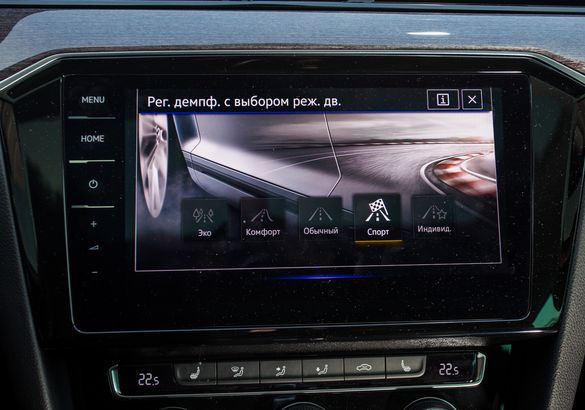 Тест-драйв Volkwagen Passat 2.0 TSI против Kia K5 2.5 GDI: обгон на финише