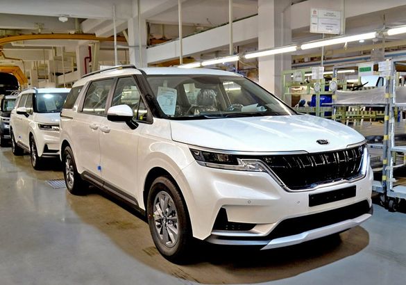 Новый Kia Carnival встал на конвейер «Автотора»