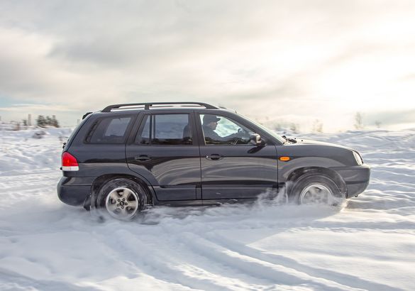 Превращаем Hyundai Santa Fe Classic во внедорожник: тест зимних шин Nokian Hakkapeliitta LT3 на кроссовом полигоне
