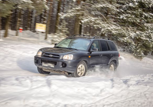 Превращаем Hyundai Santa Fe Classic во внедорожник: тест зимних шин Nokian Hakkapeliitta LT3 на кроссовом полигоне
