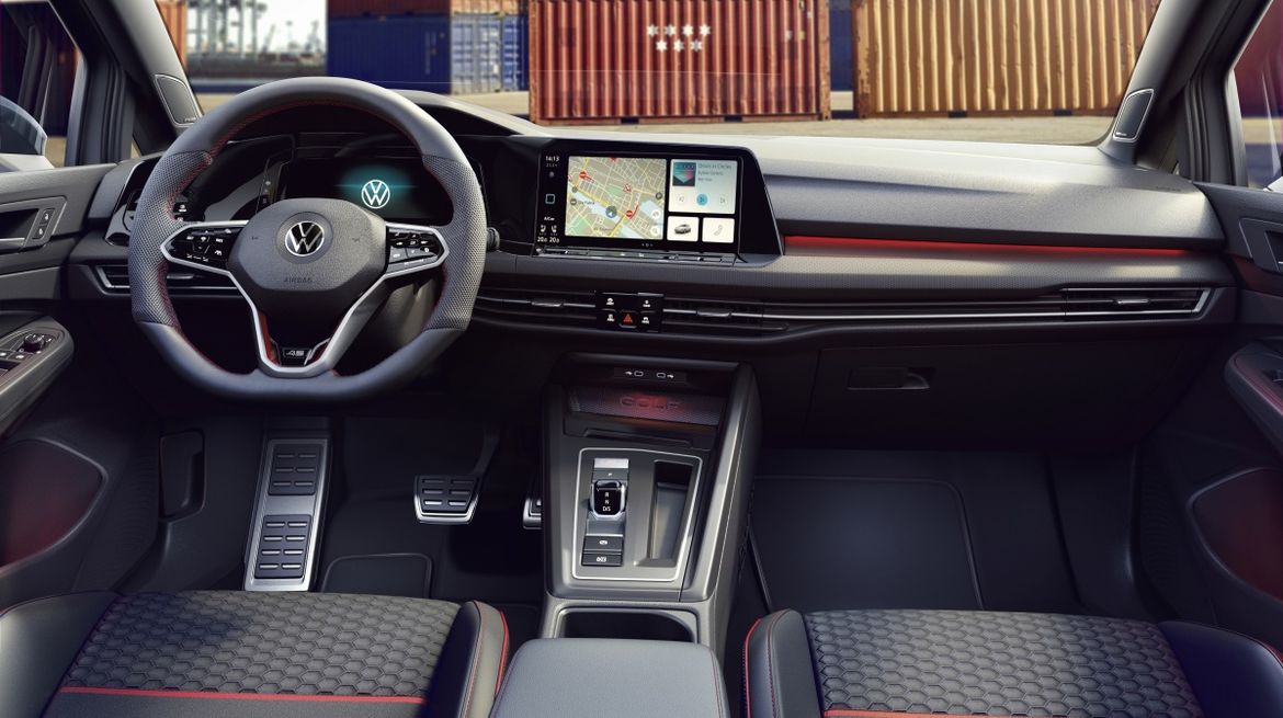 Volkswagen отметит 45-летие Golf GTI выпуском юбилейной спецверсии модели