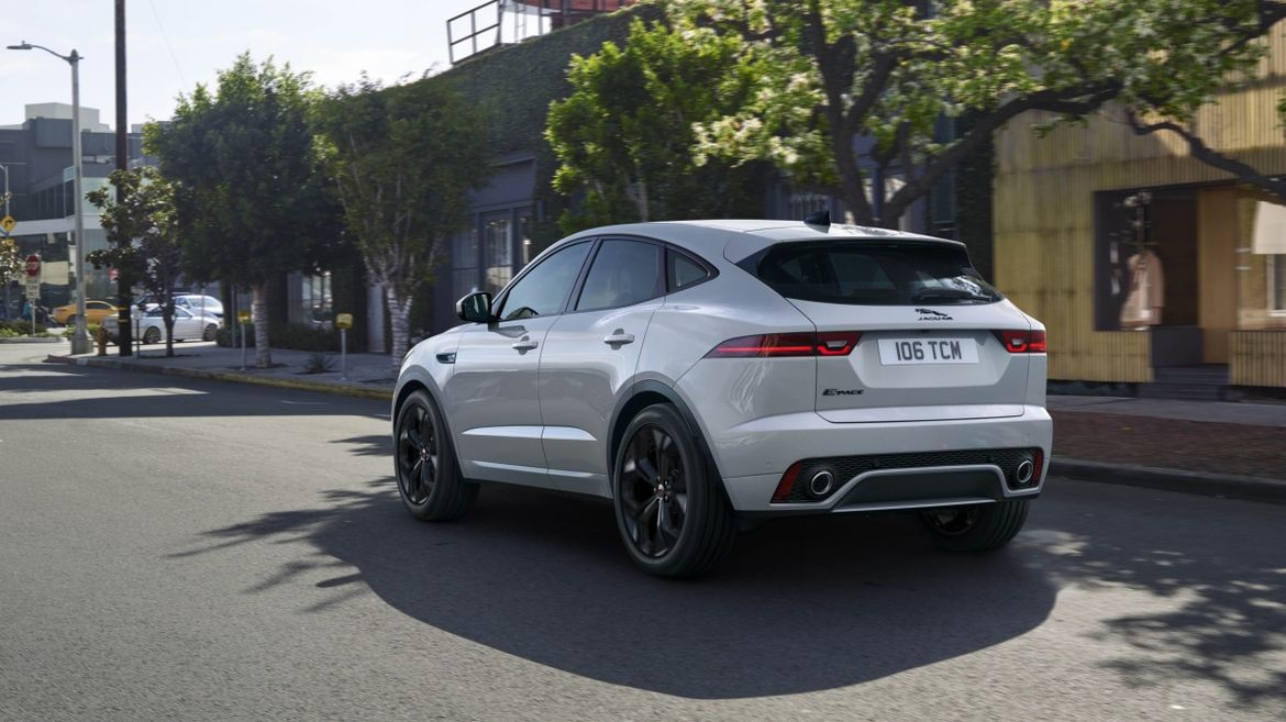 Обновленный Jaguar E-Pace получил российский ценник