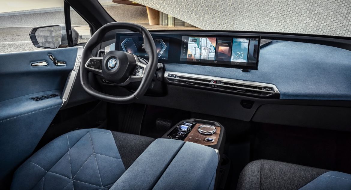 Новый BMW iX «доедет» до России в 2022 году