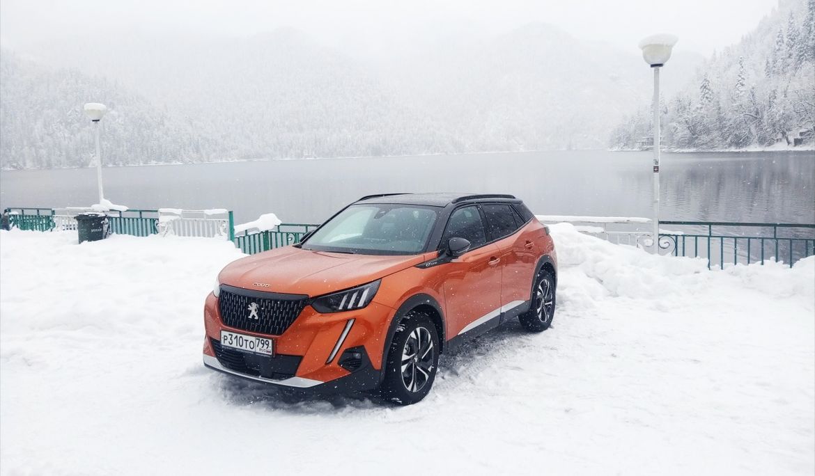 Тест-драйв нового Peugeot 2008: доктор Джекил или мистер Хайд?
