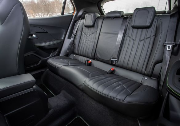 Тест-драйв нового Peugeot 2008: доктор Джекил или мистер Хайд?