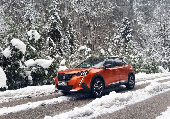 Тест-драйв нового Peugeot 2008: доктор Джекил или мистер Хайд?