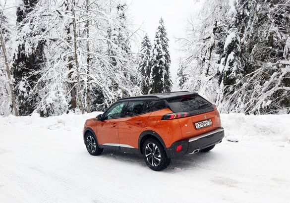 Тест-драйв нового Peugeot 2008: доктор Джекил или мистер Хайд?