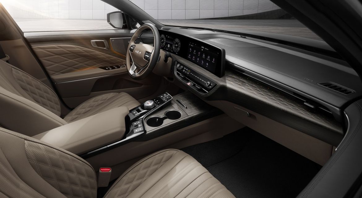 Kia рассказала о двигателях для нового K8