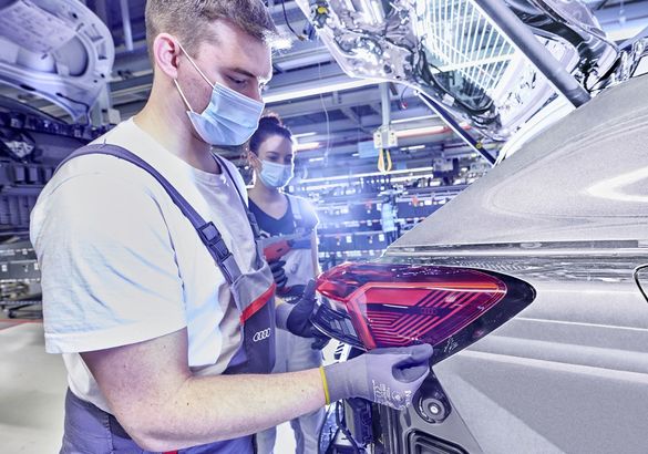 Новый Audi Q4 e-tron встал на конвейер