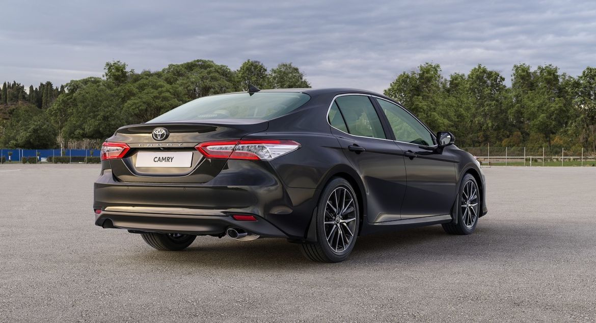 Обновленная Toyota Camry доступна для заказа в России