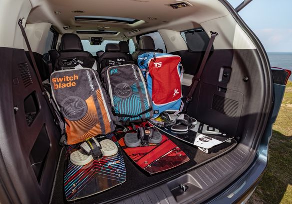 Новый Kia Carnival получил российский ценник