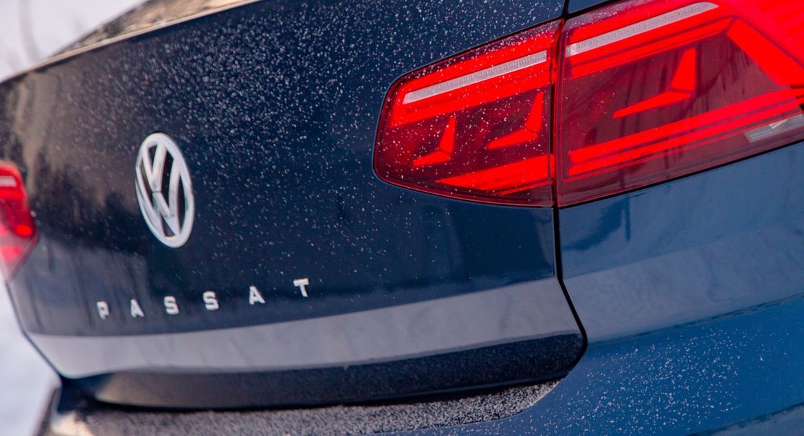 Volkswagen Passat вновь доступен в России с мотором 2.0 TSI