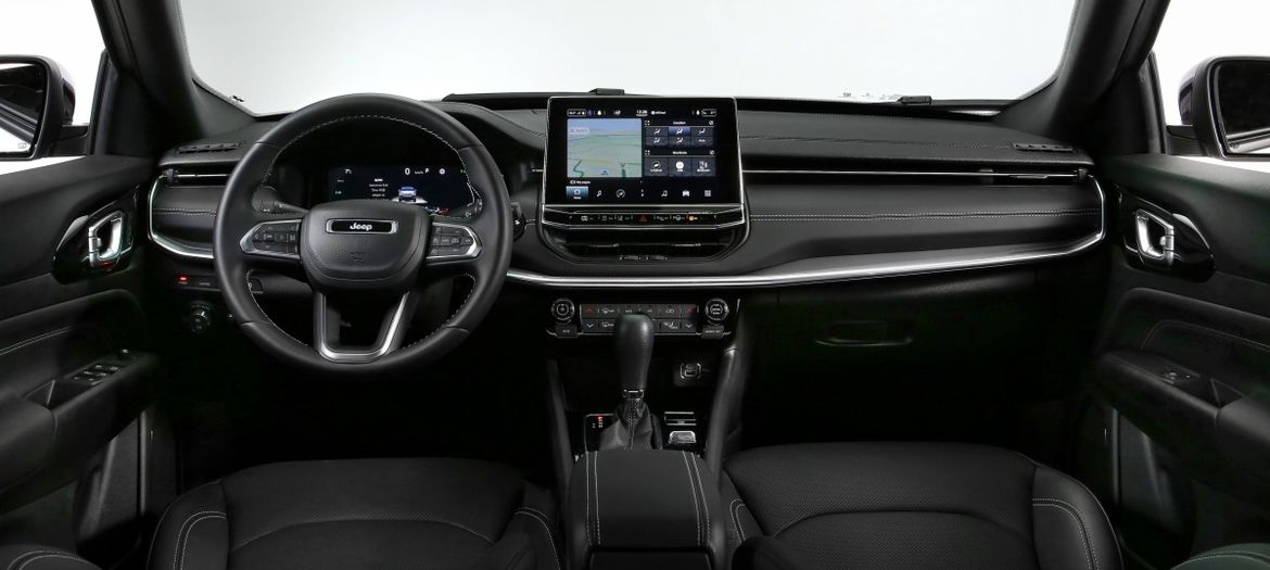 Jeep представил обновленный кроссовер Compass