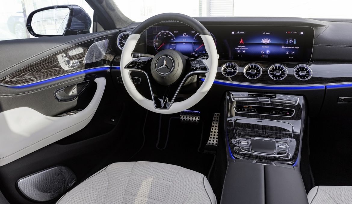 Mercedes обновил модель CLS