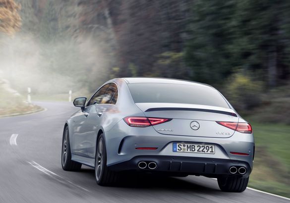 Mercedes обновил модель CLS
