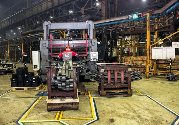 Миллионы Чусового: изучаем Чусовской металлургический завод