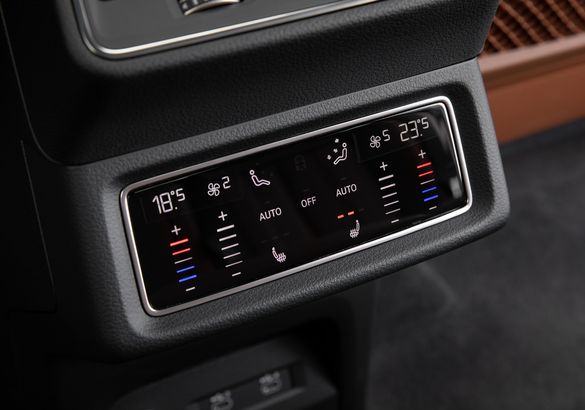 Тест-драйв Audi e-tron Sportback: теперь еще и стильный