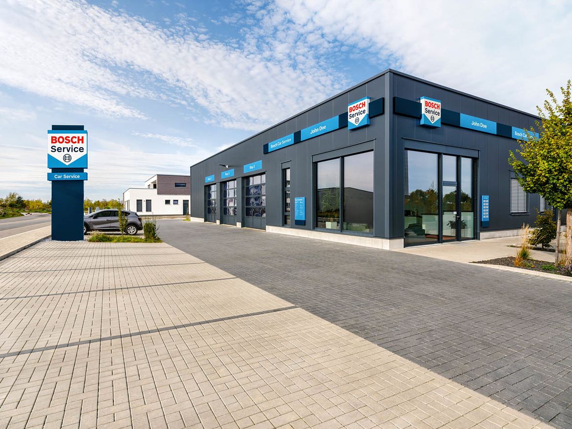 100-летний юбилей сети Bosch Auto Service: безопасность, основанная на опыте