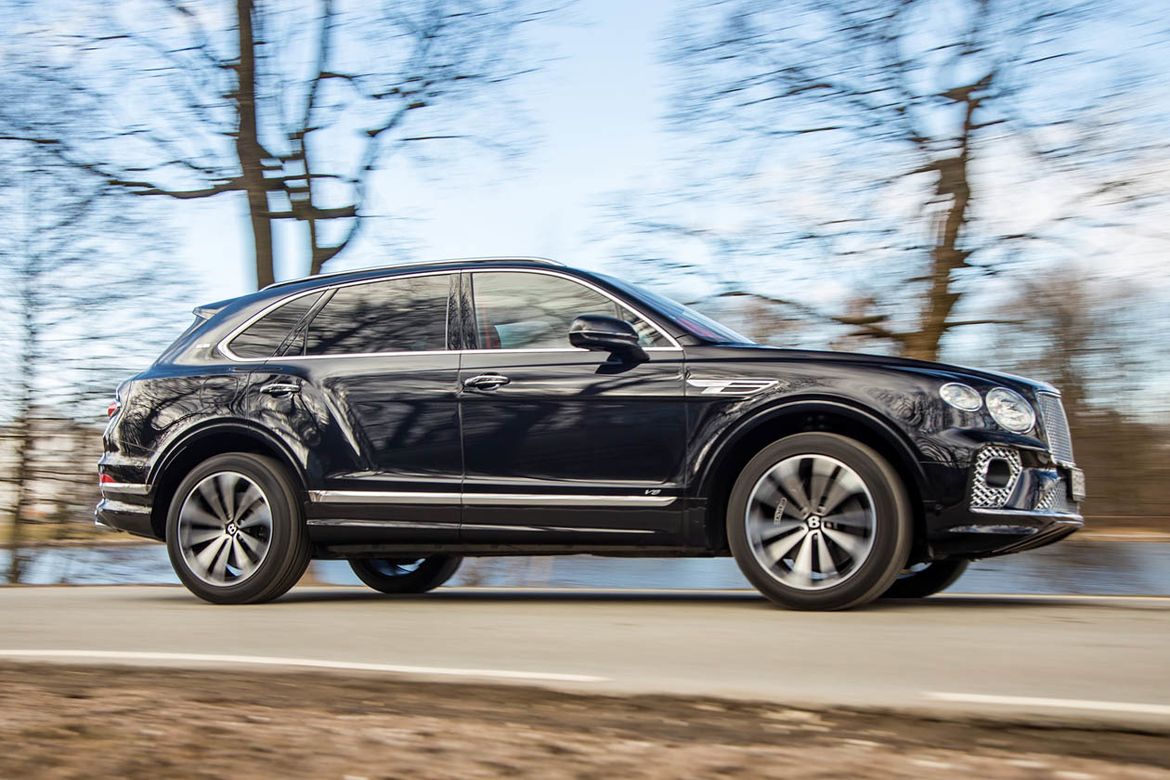 Тест-драйв обновленного Bentley Bentayga V8 First Edition: иррациональный прагматизм