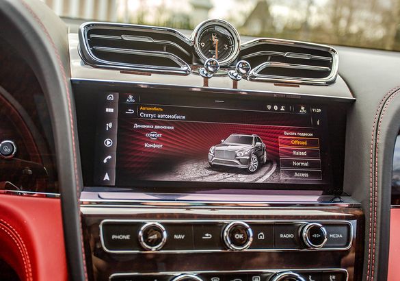 Тест-драйв обновленного Bentley Bentayga V8 First Edition: иррациональный прагматизм
