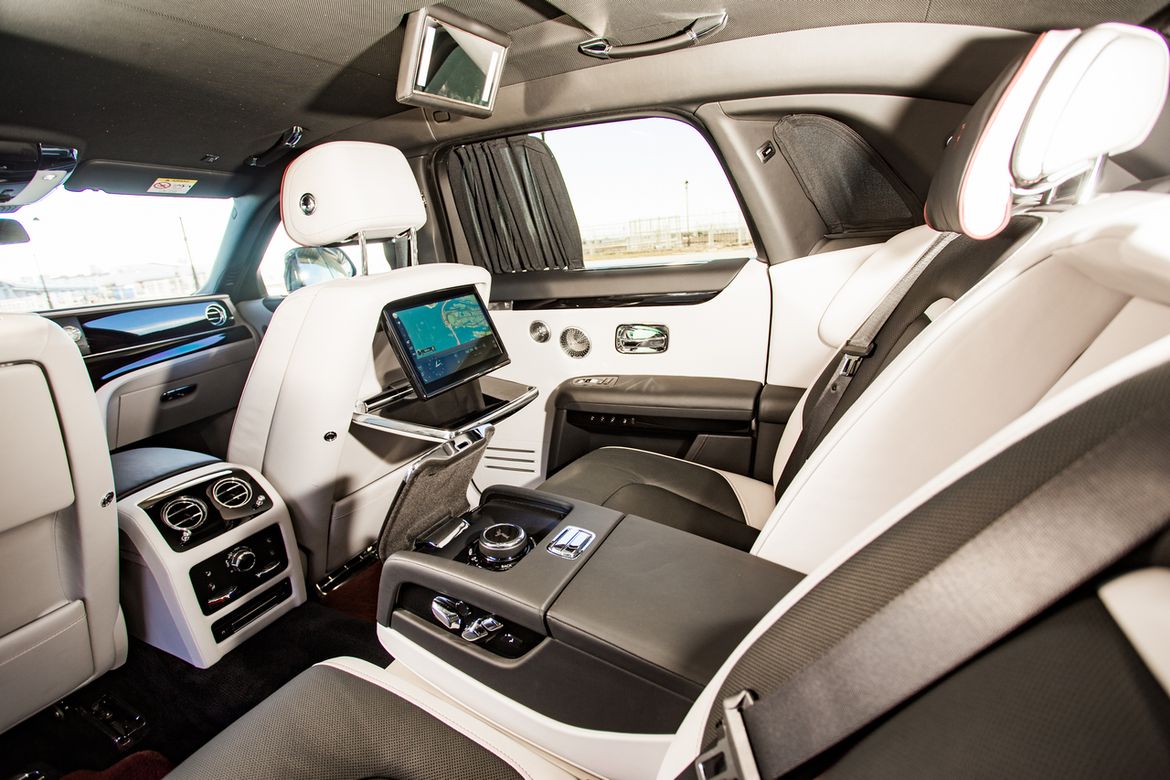 Тест-драйв Rolls-Royce Ghost Extended: а может ли быть лучше?