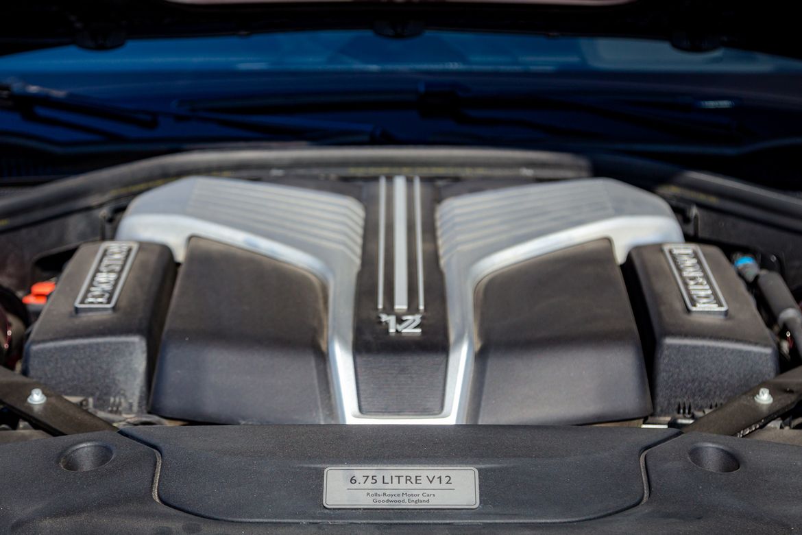 Тест-драйв Rolls-Royce Ghost Extended: а может ли быть лучше?