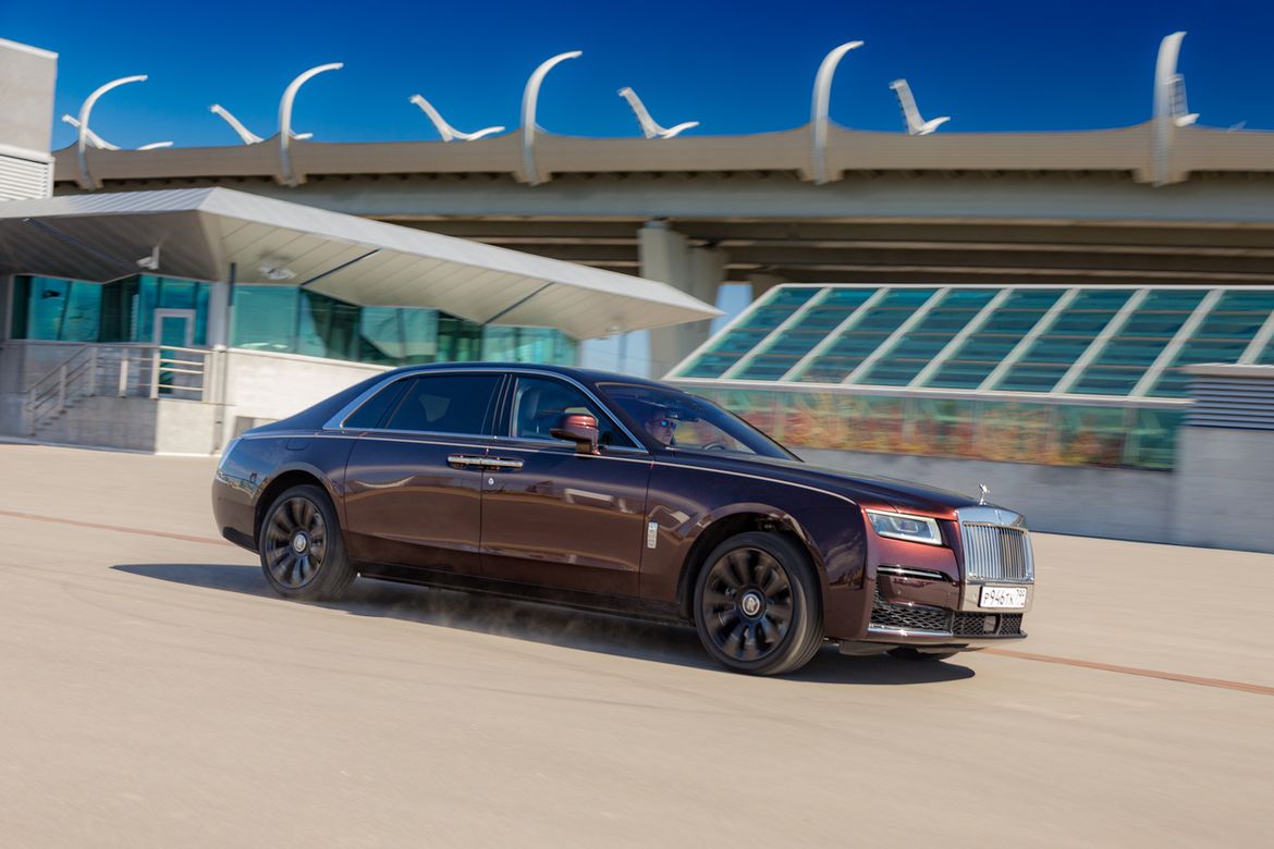 Тест-драйв Rolls-Royce Ghost Extended: а может ли быть лучше?
