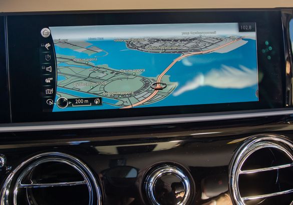 Тест-драйв Rolls-Royce Ghost Extended: а может ли быть лучше?