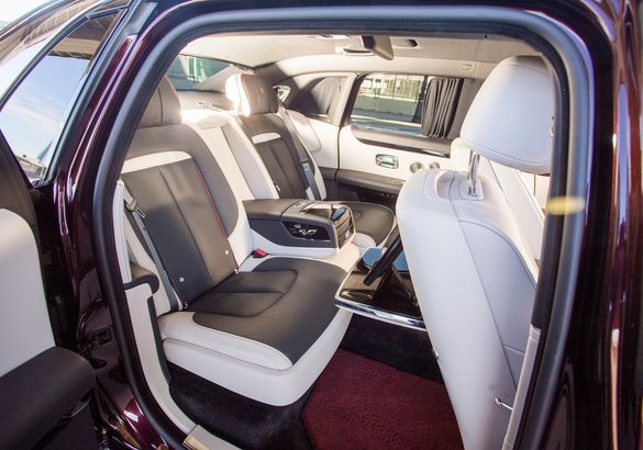 Тест-драйв Rolls-Royce Ghost Extended: а может ли быть лучше?