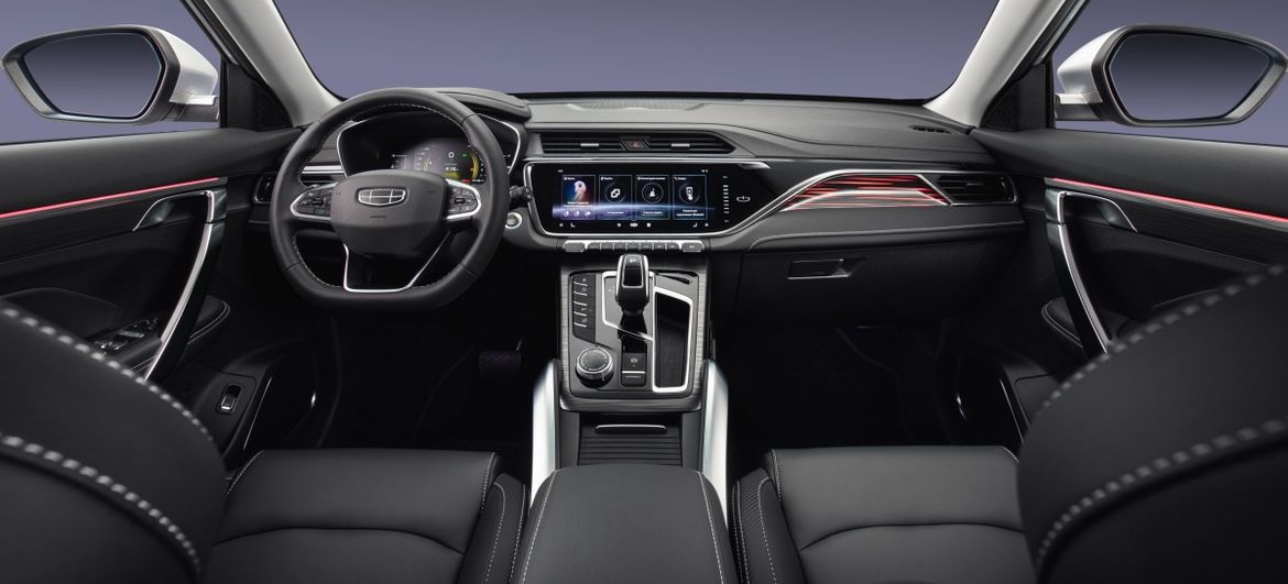 Geely показал салон российского Atlas Pro