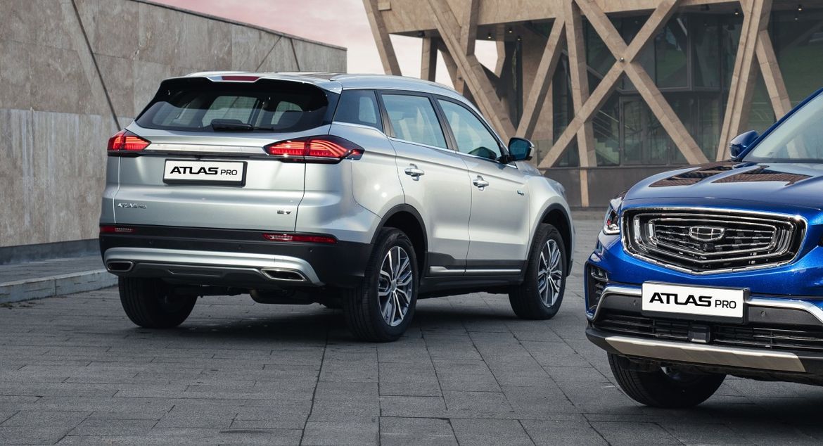 Geely показал салон российского Atlas Pro