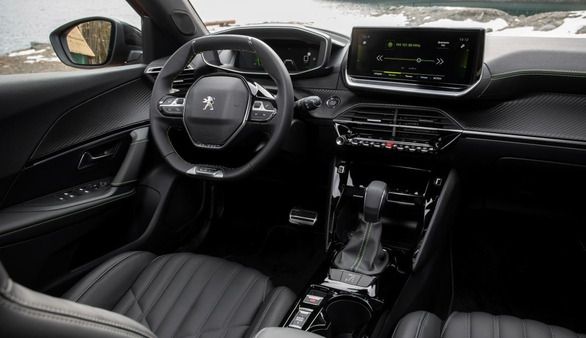 В Россию прибыл 150-сильный Peugeot 2008 GT
