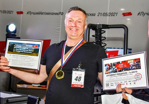 В Москве выбрали лучшего автомеханика года в России