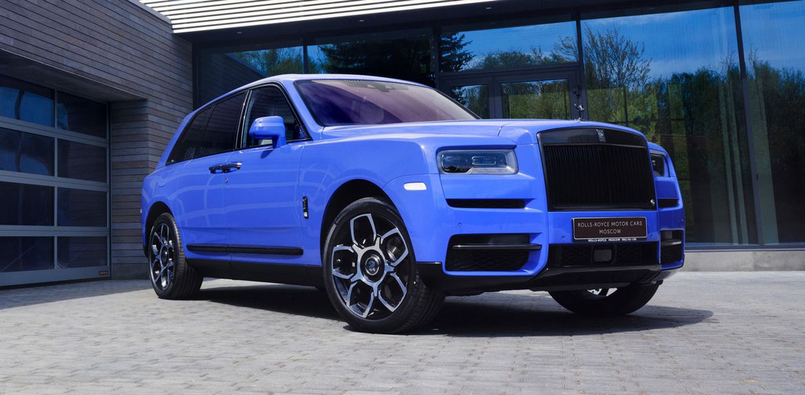 Rolls-Royce показал эксклюзивную коллекцию Black Badge