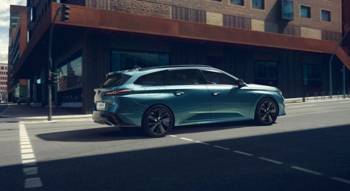 Peugeot представил новый 308 универсал