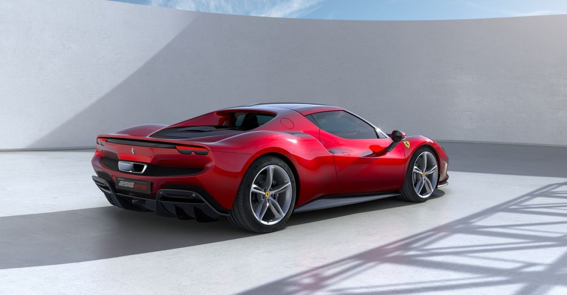 Ferrari представила 6-цилиндровый гибридный суперкар