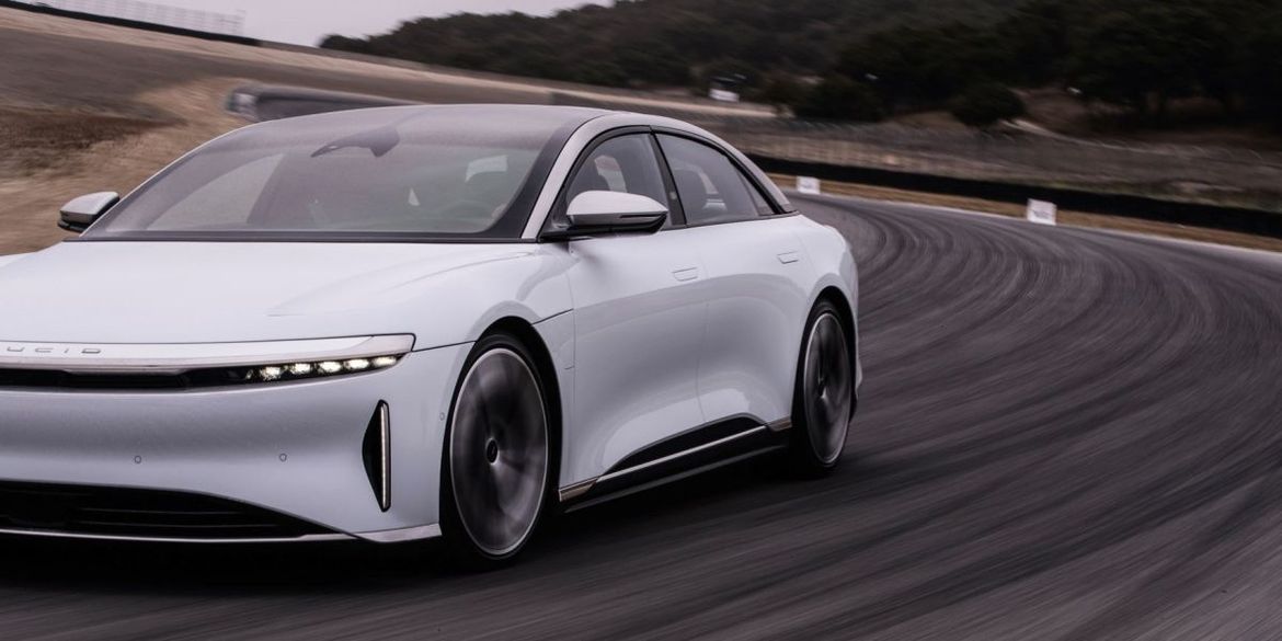 Pirelli разработала шины для электромобилей и гибридов