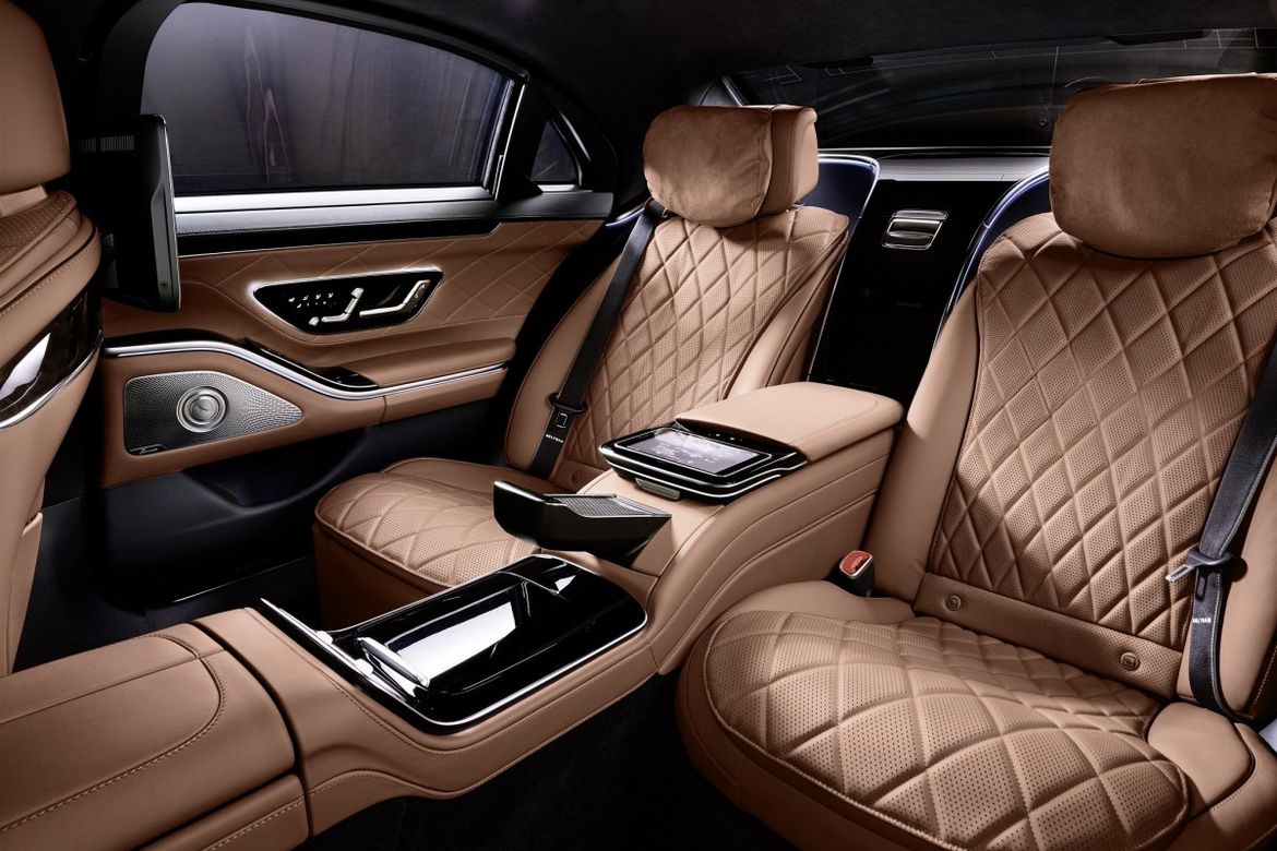 Mercedes-Benz S-Class Guard впервые будет полноприводным