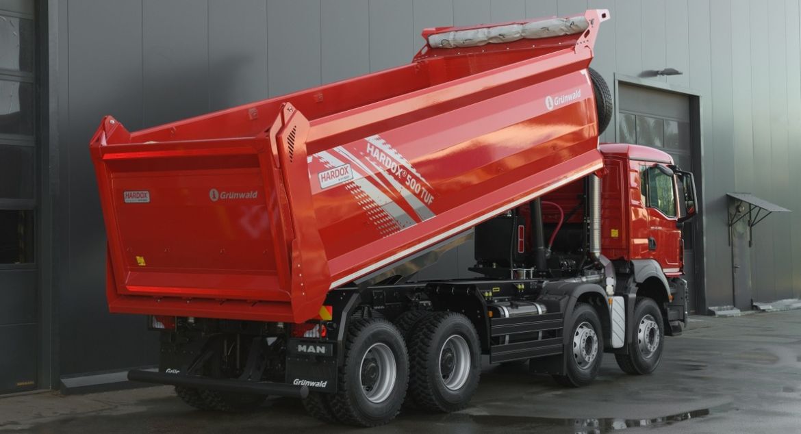 Grunwald оснастила кузовной надстройкой новый MAN TGS