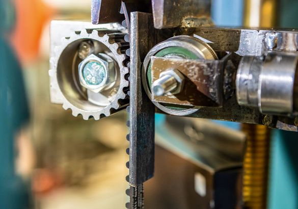 Самый важный привод: проверяем на прочность ремни ГРМ для Lada Granta. Часть 1