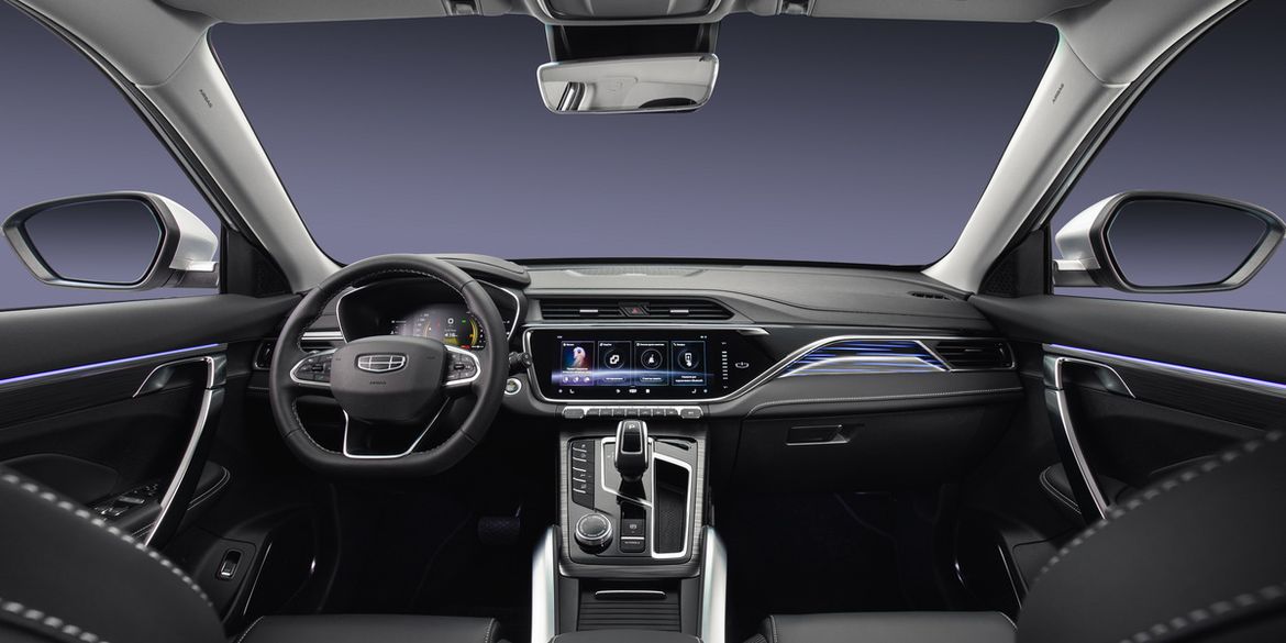 Geely Atlas Pro получил упрощенную версию