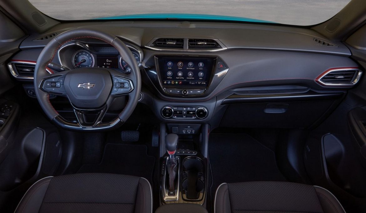 Компакт-кроссовер Chevrolet Trailblazer доехал до России