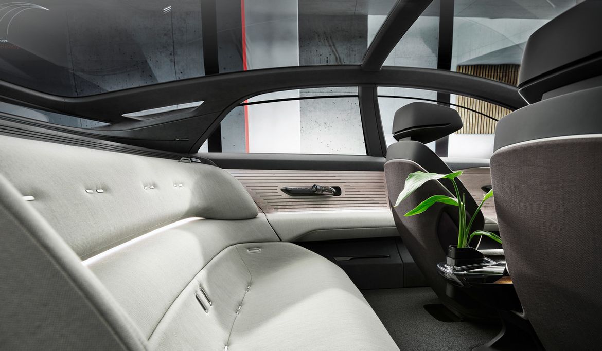 Audi показала представительский концепт Grandsphere