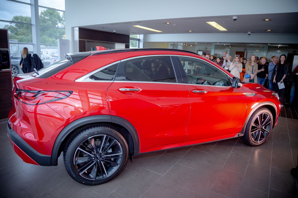 Infiniti QX55 доехал до Санкт-Петербурга